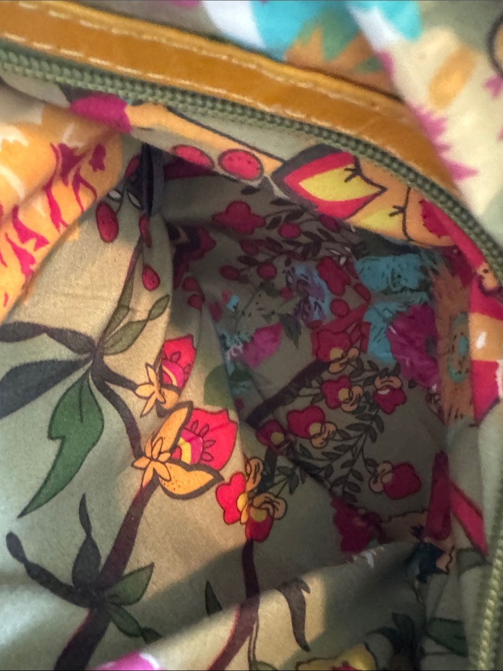 Latico Leather Shoulder Bag Butter Yellow Slouchy Multi Zip Pocket Purse - Picture 5 of 16
